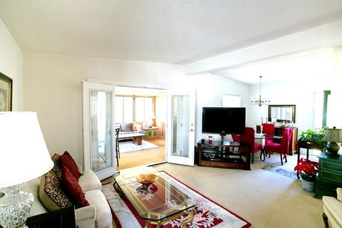 7160 Macquarie St, La Mesa, CA 91942 photo 2