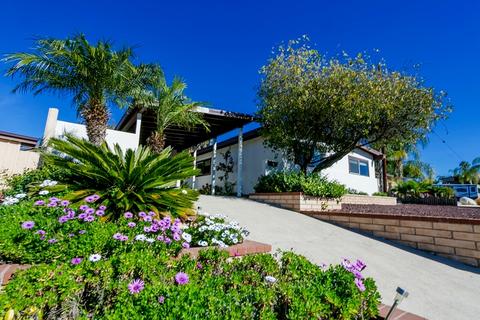 7160 Macquarie St, La Mesa, CA 91942 photo 1
