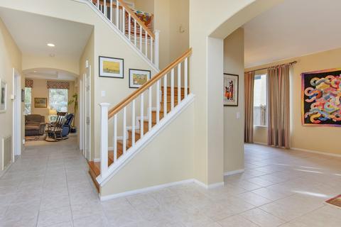 6578 Windflower Dr, Carlsbad, CA 92011 photo 2