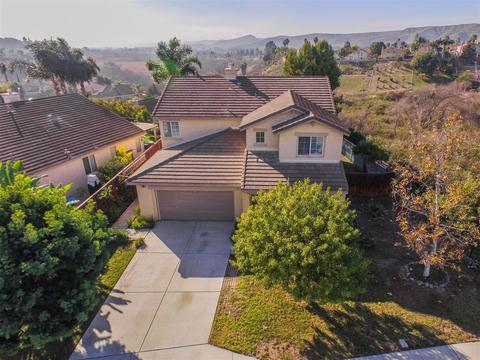 915 Niguel St, Oceanside, CA 92057 photo 1