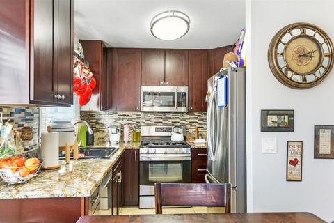 10711 Holly Meadows Dr #D, Santee, CA 92071 photo 6