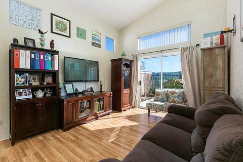 5749 Barbary Pl, Bonsall, CA 92003 photo 4