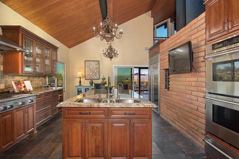 11086 Puebla Dr, La Mesa, CA 91941 photo 9
