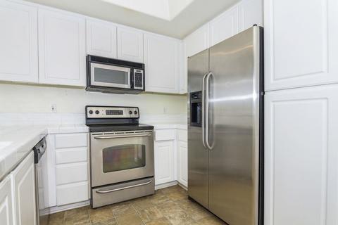 9237 Regents Rd #K203, La Jolla, CA 92037 photo 3