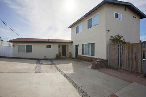 1041 San Andrade Dr, Encinitas, CA 92024 photo 2