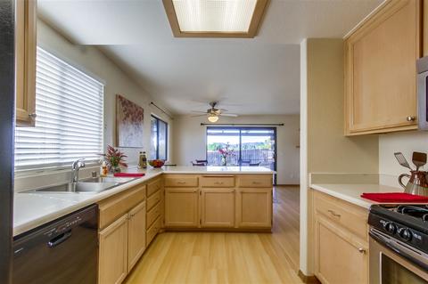 10346 Mountain View Ln, Lakeside, CA 92040 photo 9