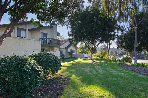 138 Countrywood Ln, Encinitas, CA 92024 photo 2