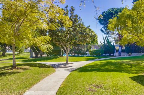 8318 Panorama Ridge Ct, Spring Valley, CA 91977 photo 13