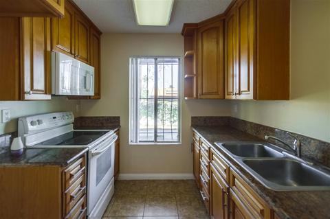 8318 Panorama Ridge Ct, Spring Valley, CA 91977 photo 1