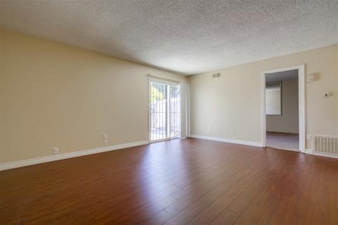 8318 Panorama Ridge Ct, Spring Valley, CA 91977 photo 3