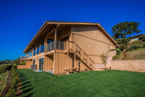 7656 Caminito Coromandel, La Jolla, CA 92037 photo 22