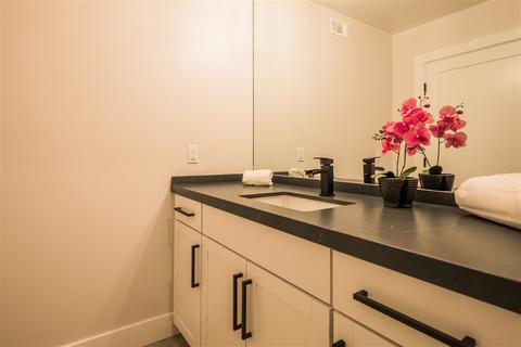 7656 Caminito Coromandel, La Jolla, CA 92037 photo 18