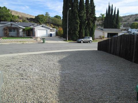 9565 Tuthill Way, Santee, CA 92071 photo 4