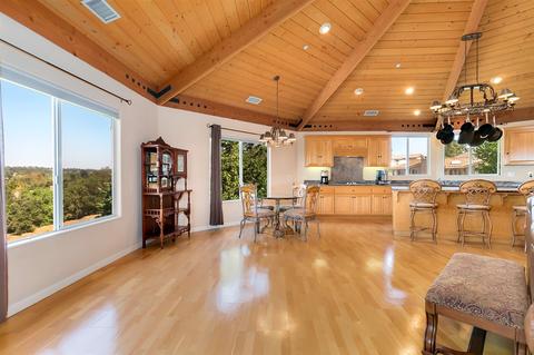 2211 Crest Hill Ln, Fallbrook, CA 92028 photo 5