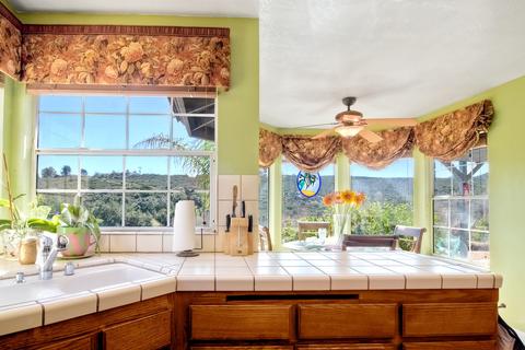 24720 Rio Verde Dr, Ramona, CA 92065 photo 2