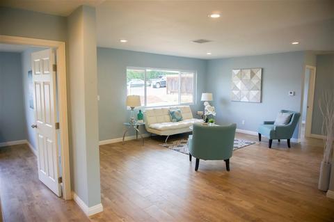 825 Palm Ter, Escondido, CA 92025 photo 8