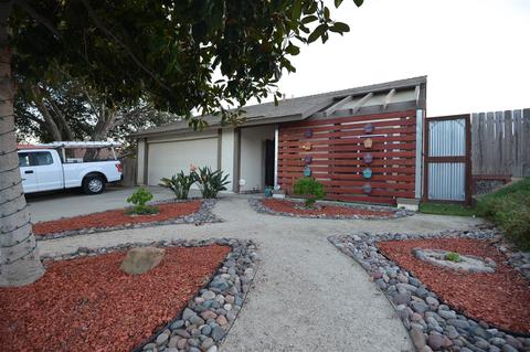 3981 Johnson Dr, Oceanside, CA 92056 photo 2