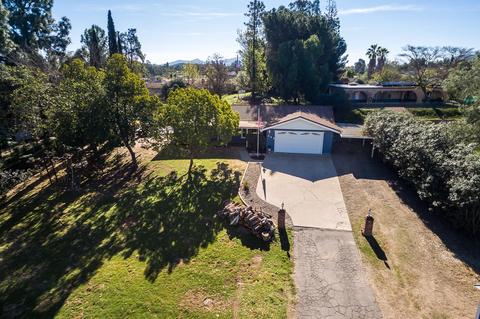 945 Etcheverry St, Ramona, CA 92065 photo 3
