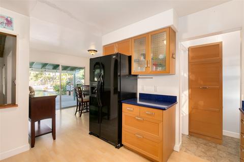 818 Vale View Dr, Vista, CA 92081 photo 5