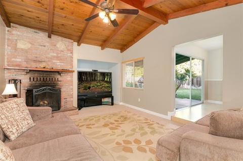 818 Vale View Dr, Vista, CA 92081 photo 12