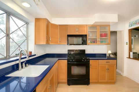 818 Vale View Dr, Vista, CA 92081 photo 3