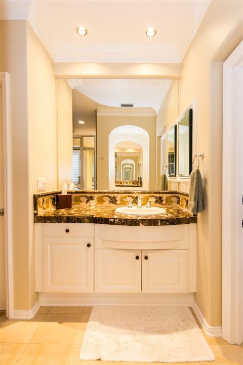 2555 Ridgegate Row, La Jolla, CA 92037 photo 18