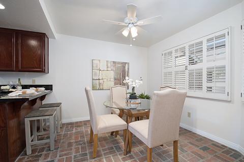 457 Bancroft Gln, Escondido, CA 92027 photo 8