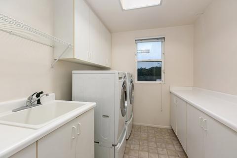 6089 Deerford Row, La Jolla, CA 92037 photo 22