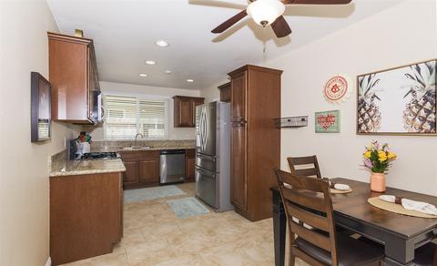 4001 Genine Dr, Oceanside, CA 92056 photo 7