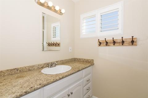 4001 Genine Dr, Oceanside, CA 92056 photo 16