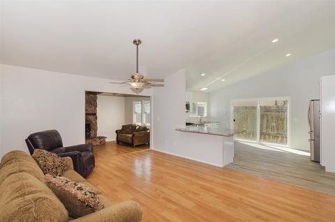 10118 Aquilla Dr, Lakeside, CA 92040 photo 7
