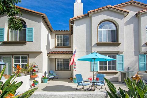 315 Dolphin Ln #4, Oceanside, CA 92058 photo 1