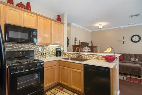 315 Dolphin Ln #4, Oceanside, CA 92058 photo 12