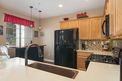 315 Dolphin Ln #4, Oceanside, CA 92058 photo 14