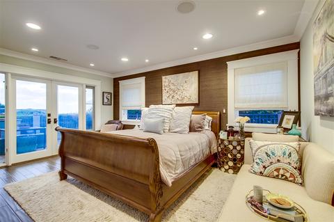 5524 Candlelight Dr, La Jolla, CA 92037 photo 14