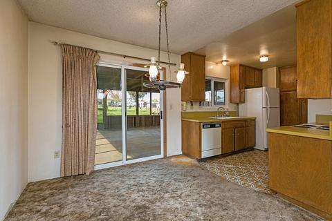 225 Hope St, Ramona, CA 92065 photo 5