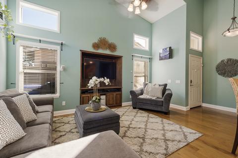 822 Daybreak Pl, Vista, CA 92084 photo 2