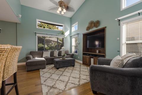 822 Daybreak Pl, Vista, CA 92084 photo 3