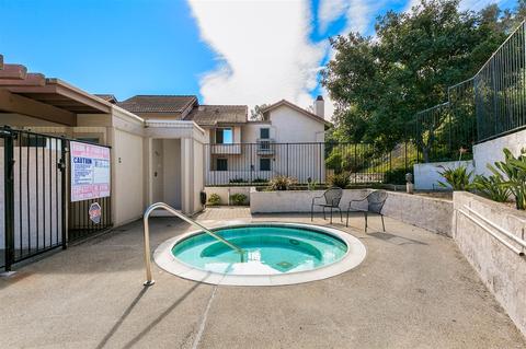 8272 Gilman Dr #23, La Jolla, CA 92037 photo 13