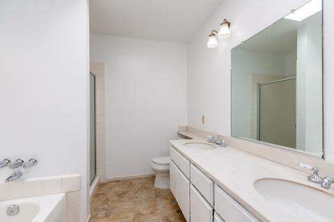 7597 Dehesa Ct, Carlsbad, CA 92009 photo 16