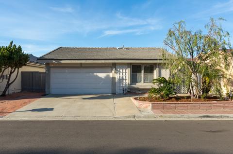 7597 Dehesa Ct, Carlsbad, CA 92009 photo 2