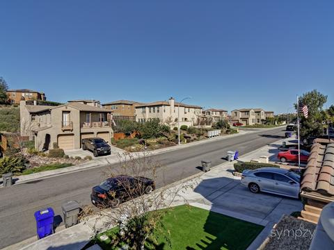 1253 Breakaway Dr, Oceanside, CA 92057 photo 3