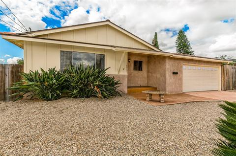 6915 Daventry St, Lemon Grove, CA 91945 photo 2