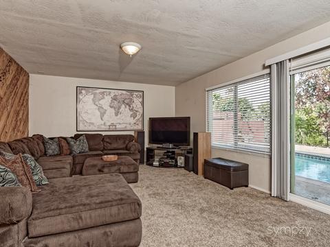 10328 Centinella Dr, La Mesa, CA 91941 photo 13