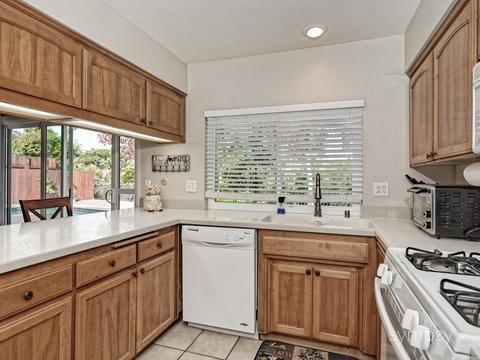 10328 Centinella Dr, La Mesa, CA 91941 photo 10