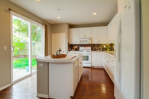 3975 Sacramento Dr, La Mesa, CA 91941 photo 7