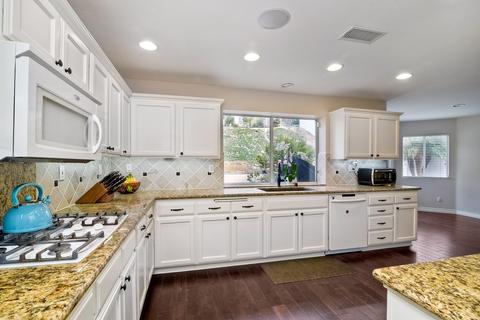 416 Lexington Cir, Oceanside, CA 92057 photo 8