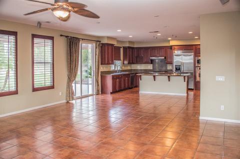 2183 Pamplona Ct, Escondido, CA 92025 photo 6