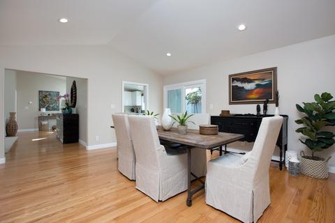 8911 Nottingham Pl, La Jolla, CA 92037 photo 21