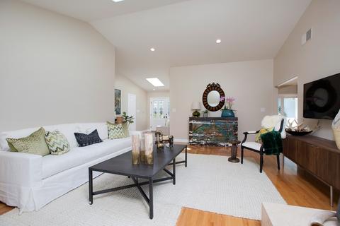 8911 Nottingham Pl, La Jolla, CA 92037 photo 17